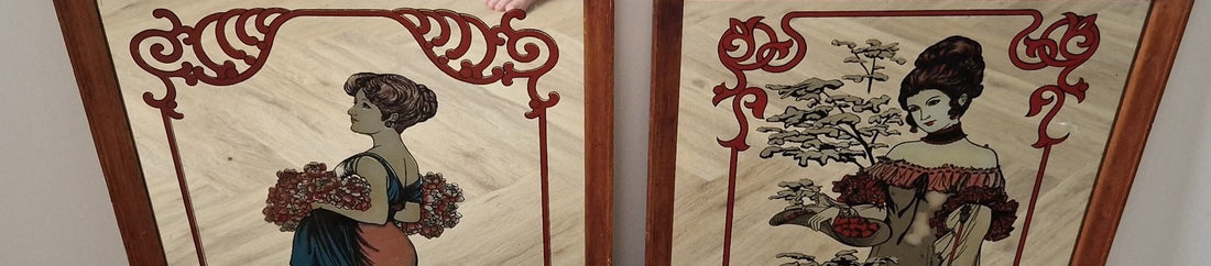 voorbeelden van twee brocante spiegels te koop