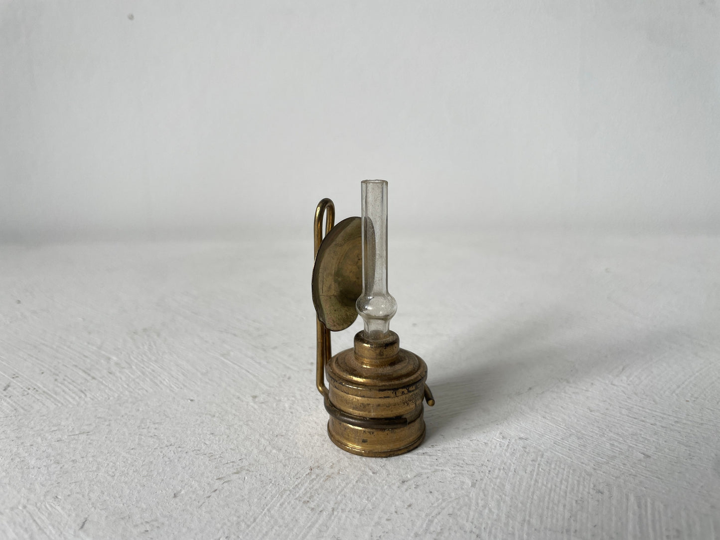 miniatuur messing olielamp letterbak