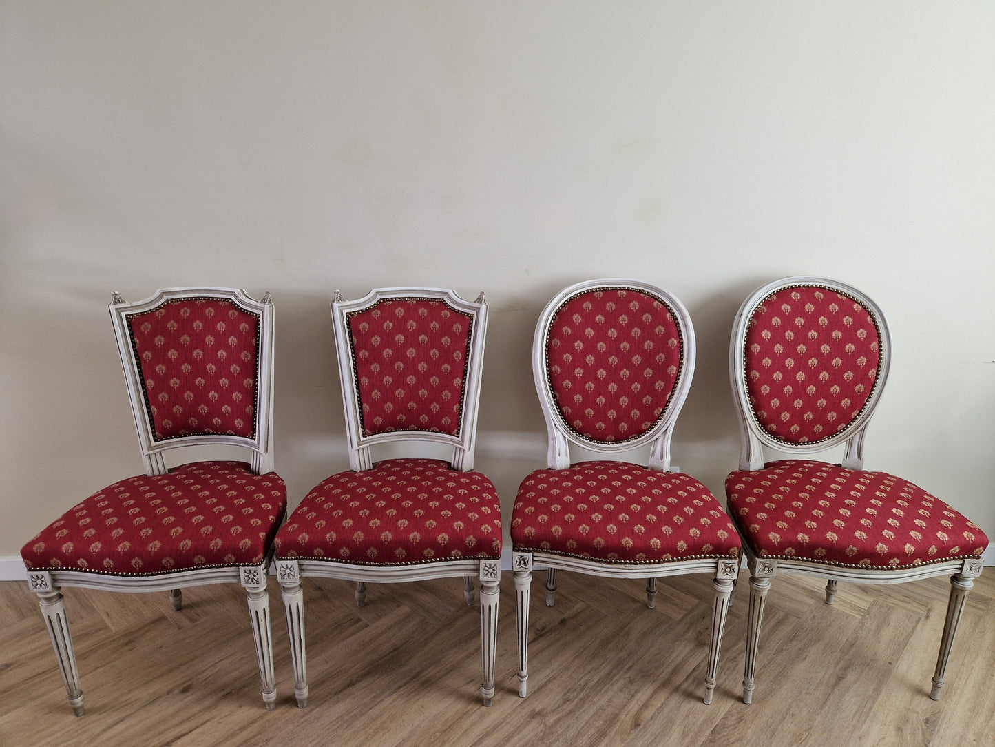 Set antieke eetkamerstoelen