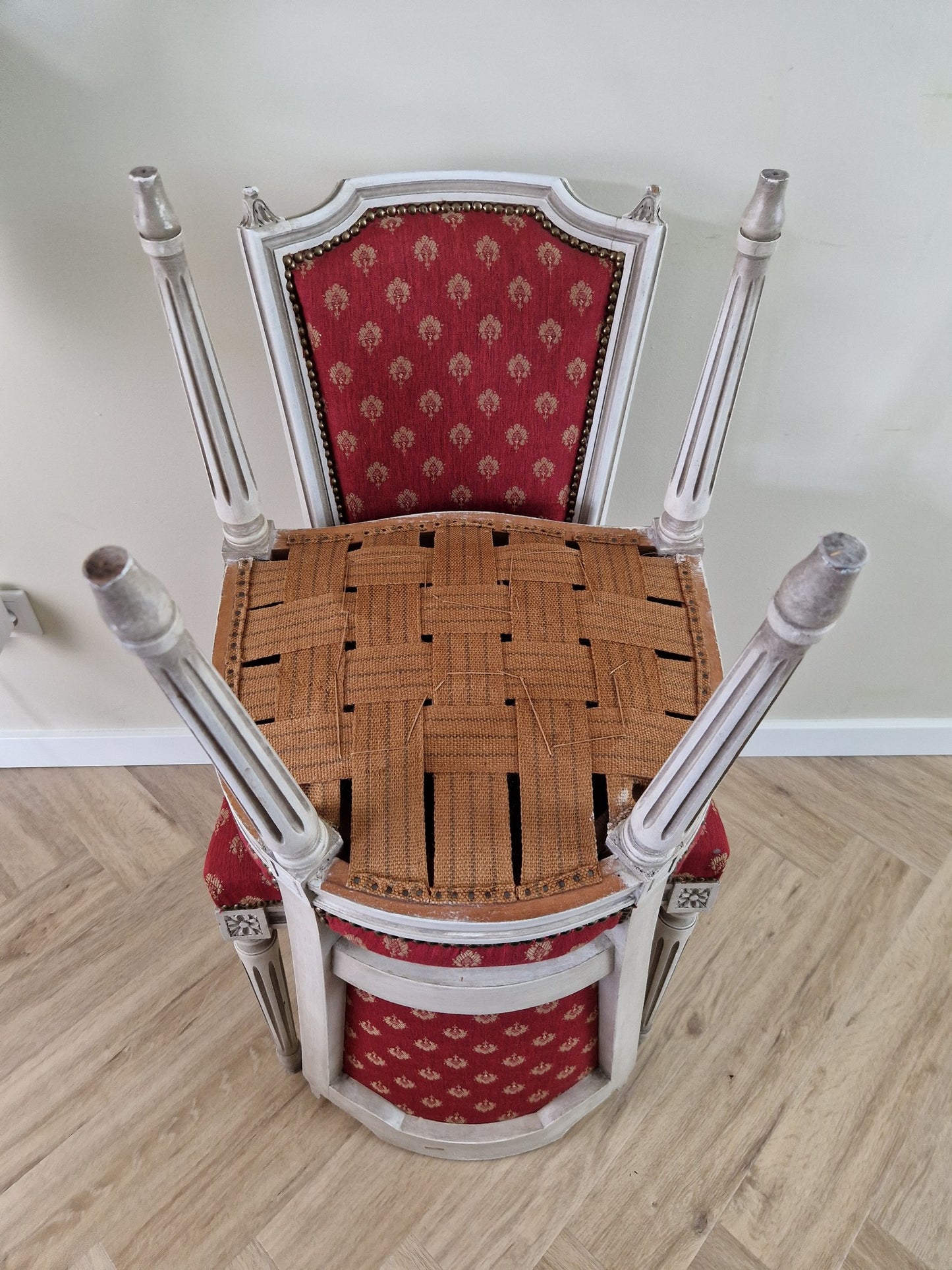 antieke stoel onderkant