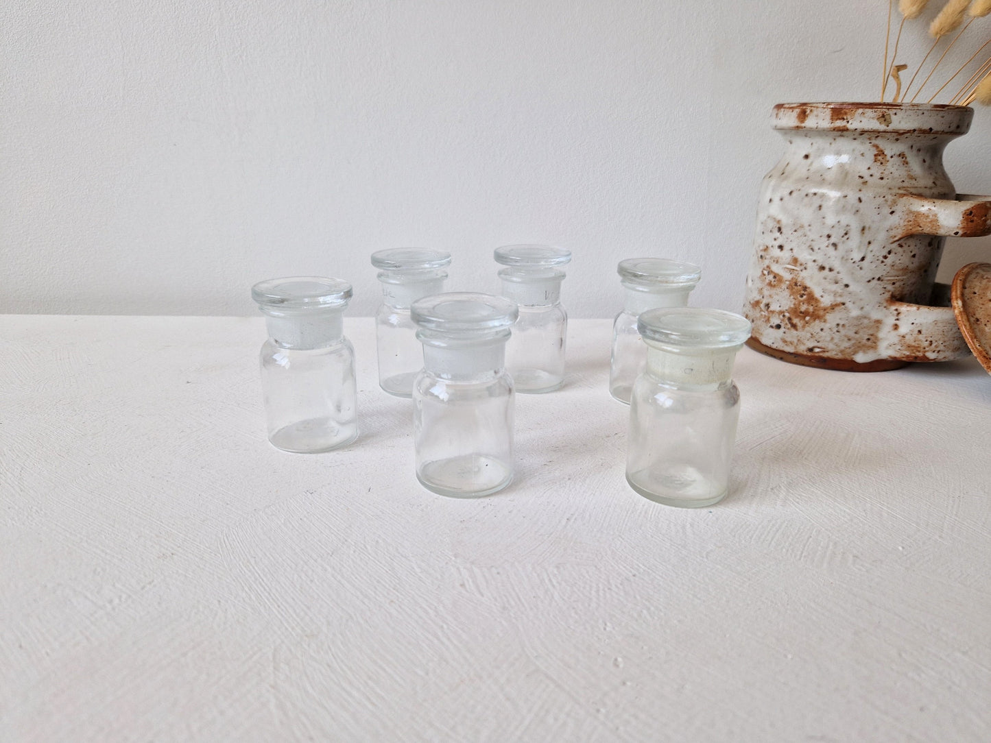 Brocante glazen apothekerspotje met stop 30 cl