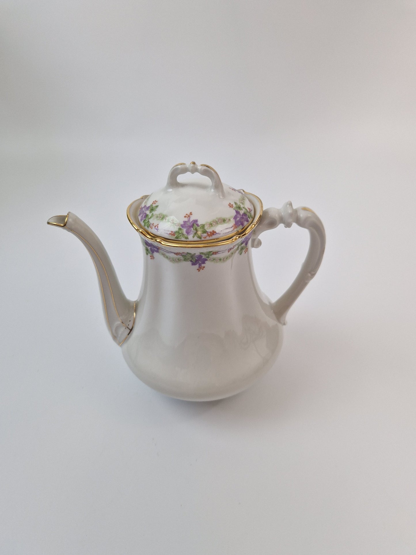 brocante Porseleinen Theekan uit Limoges