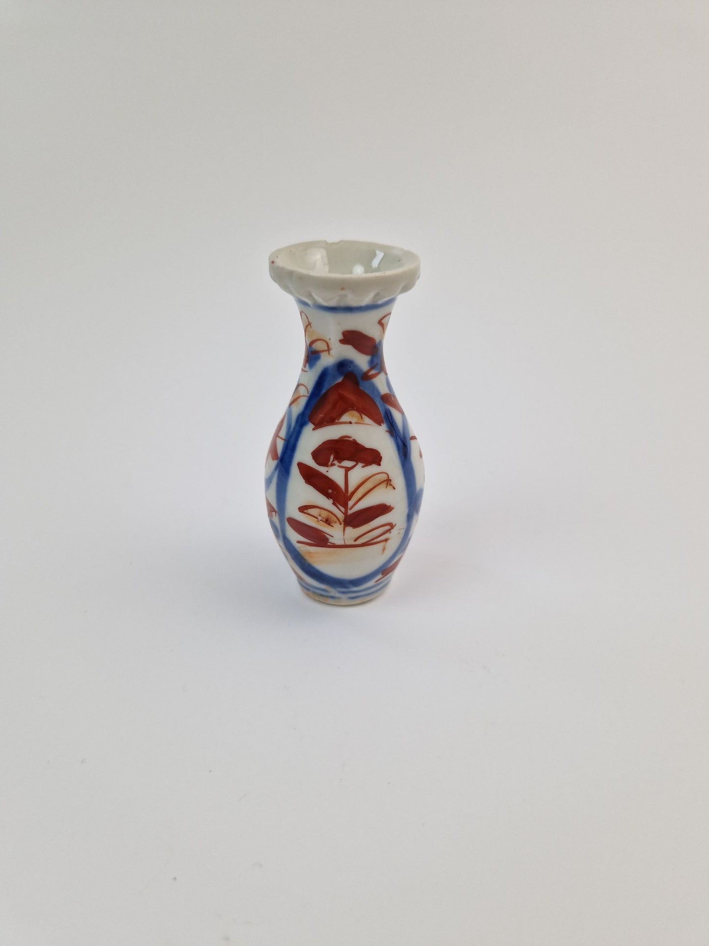 Klein japans vaasje curiosa