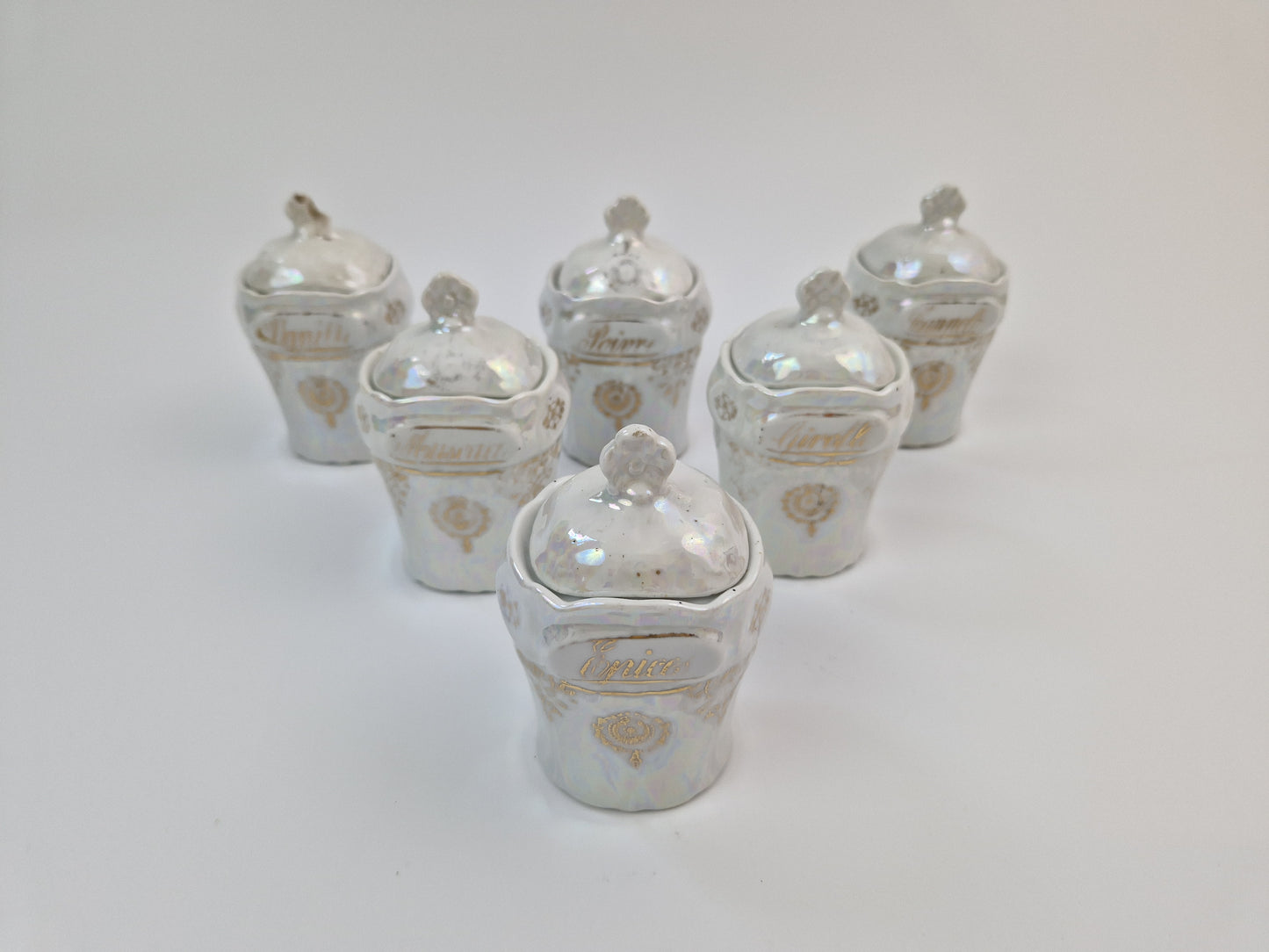 Set van 11 Franse voorraadpotten (parelmoer)