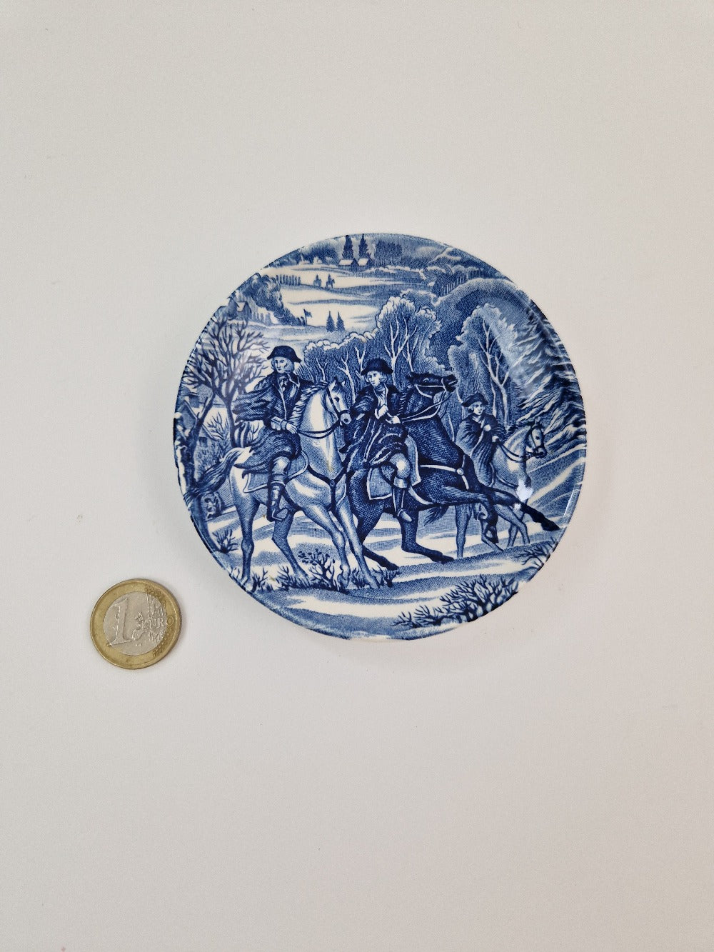 decoratieve wandborden Staffordshire Liberty Blue schaaltje