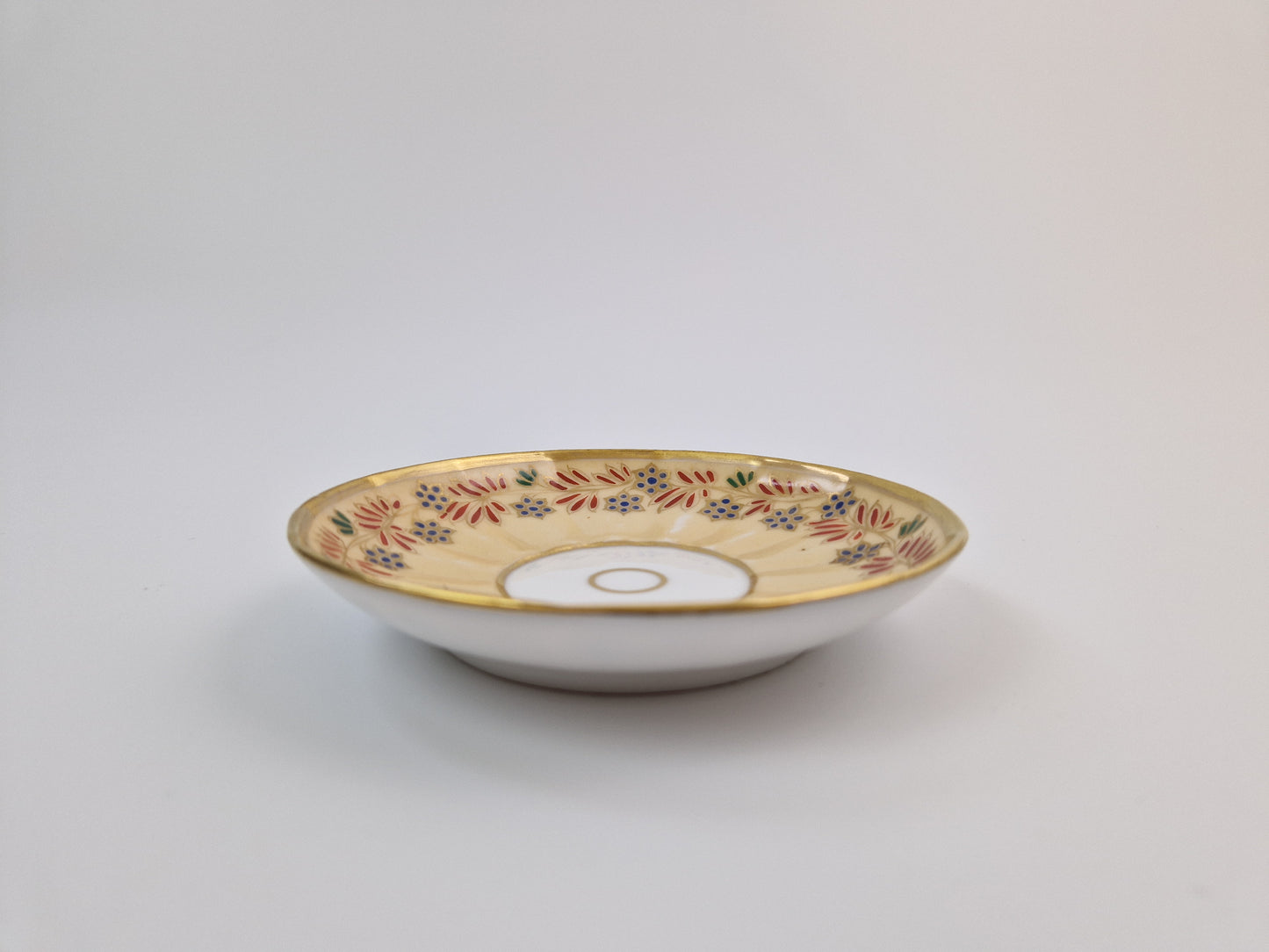 Vintage theeservies set geel en goudkleurig