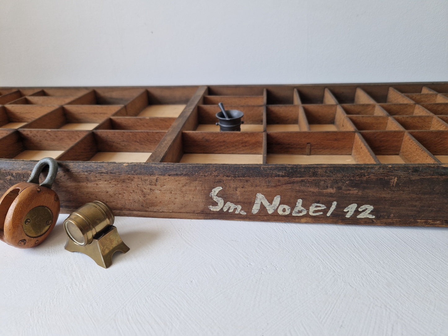 brocante opberger met vakjes