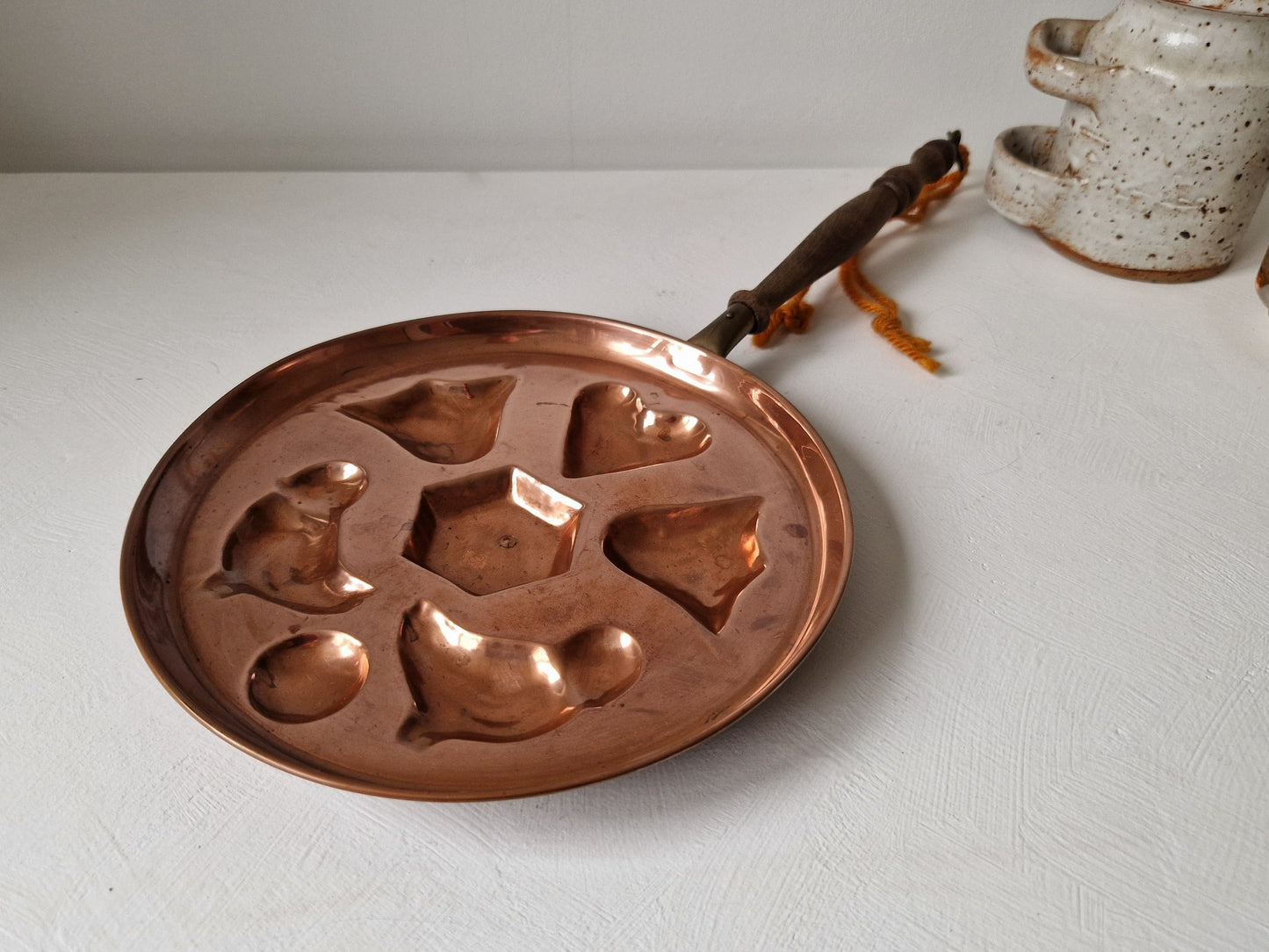 decoratieve Vintage koperen poffertjespan webshop brocante