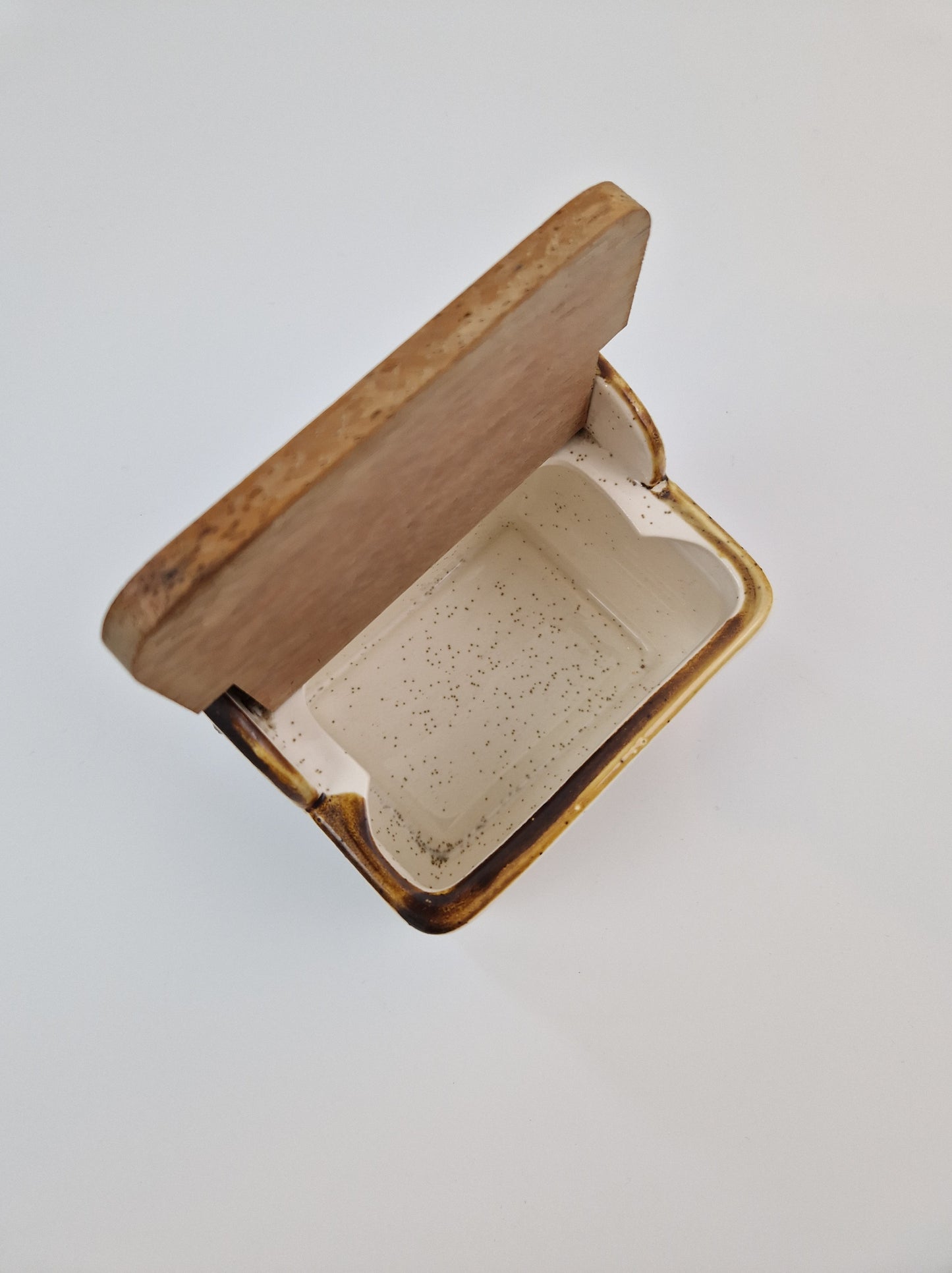 Vintage zoutpot met houten deksel