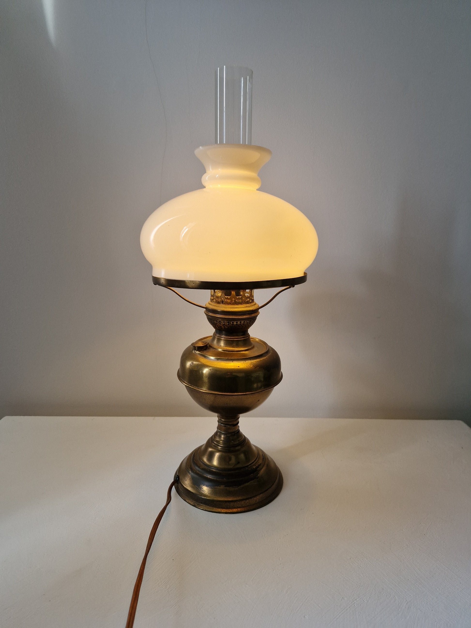 vintage petroleum lamp omgebouwd oud
