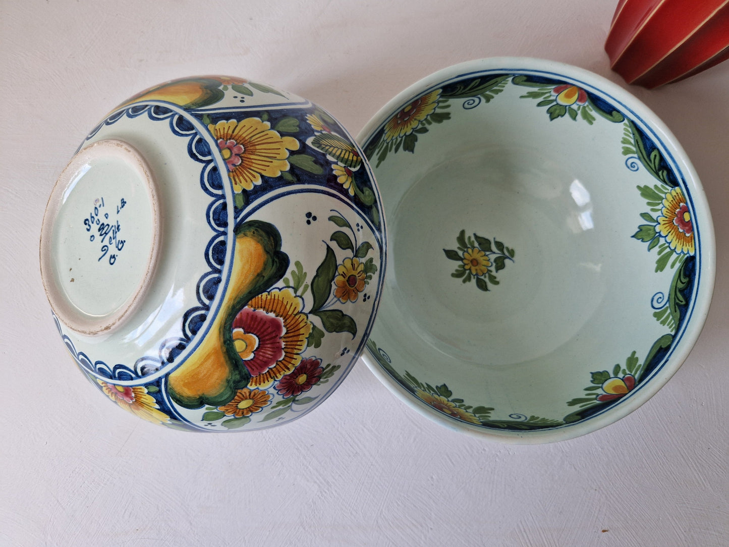 grote en kleine kommen Oud Delft