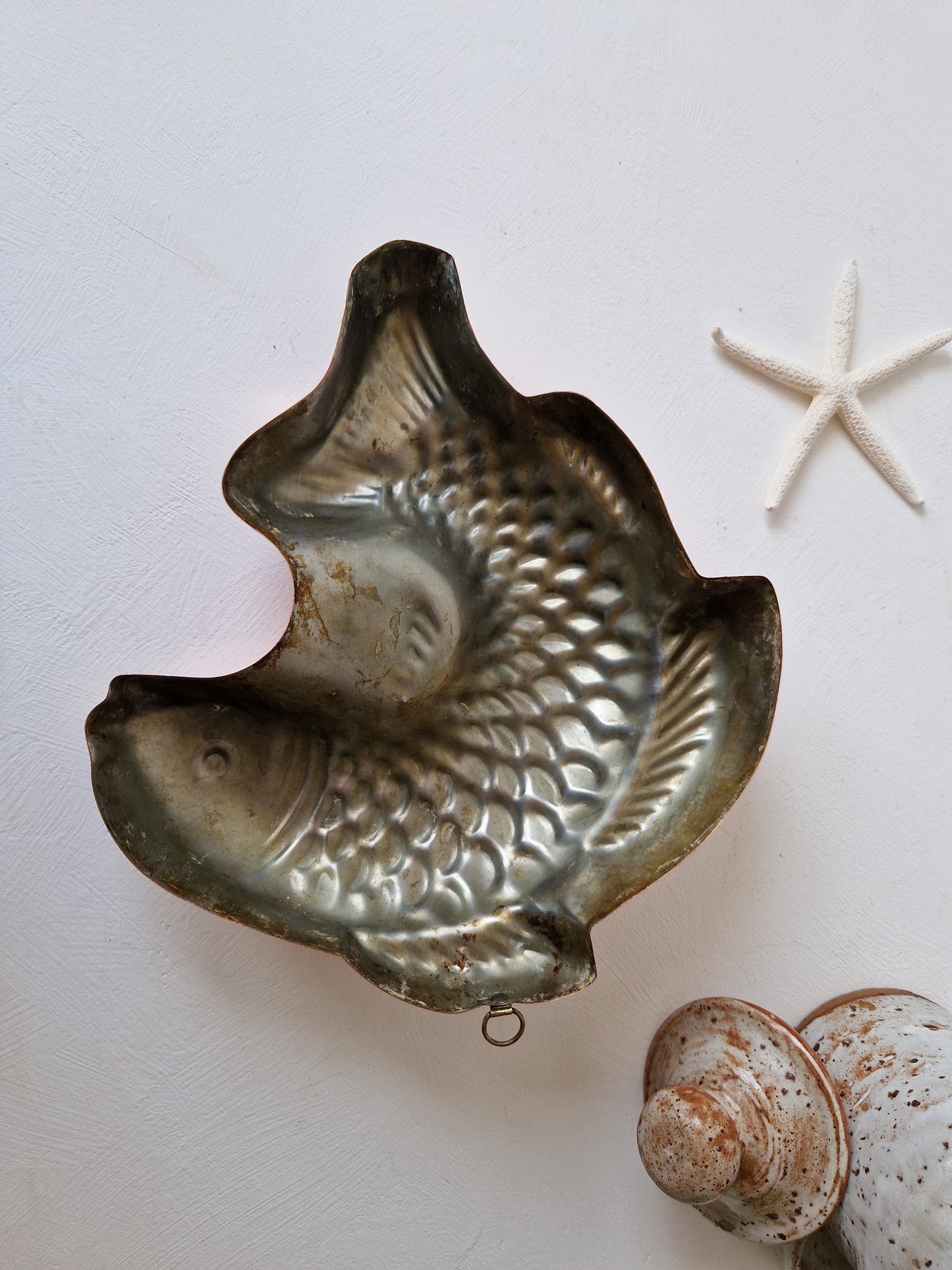 Koperen decoratieve bakvorm vis Tagus jaren 60