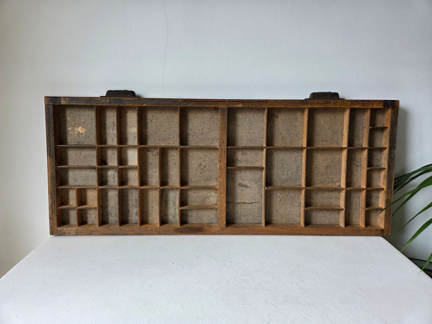 Brocante letterbak hout met grotere vakken