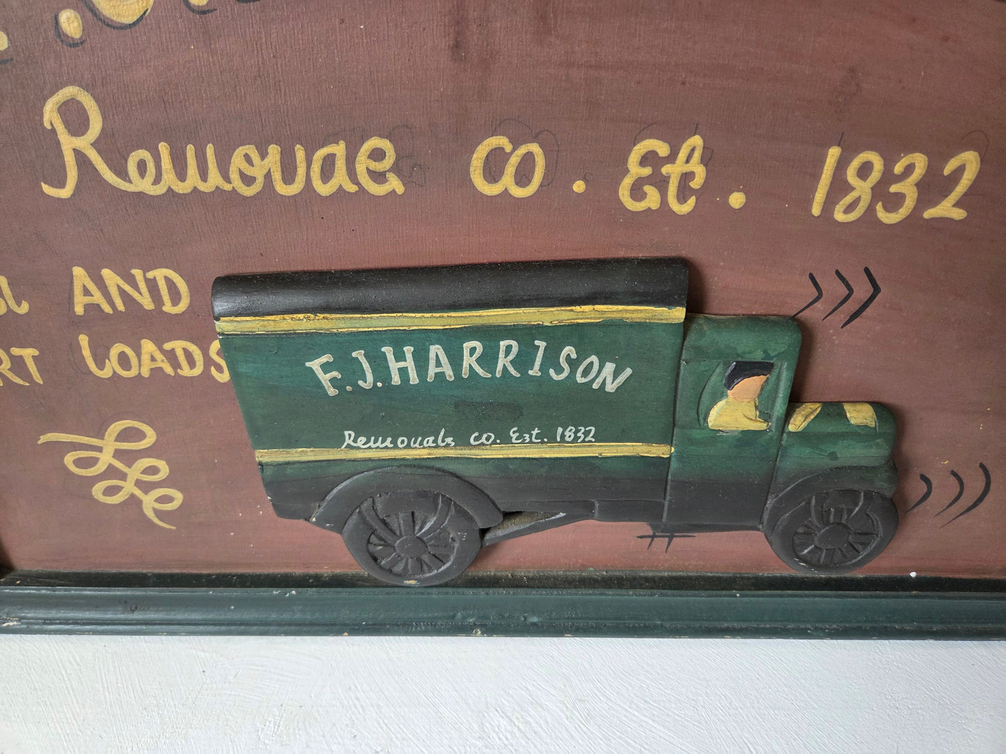 brocante muurdecoratie verhuisbedrijf