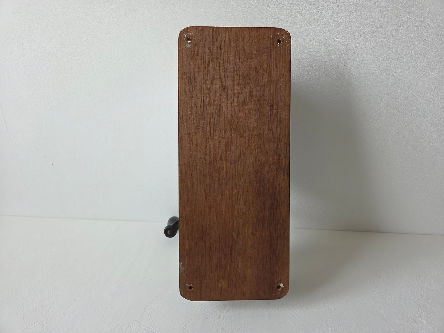 wandkoffiemolen met opvangbakje