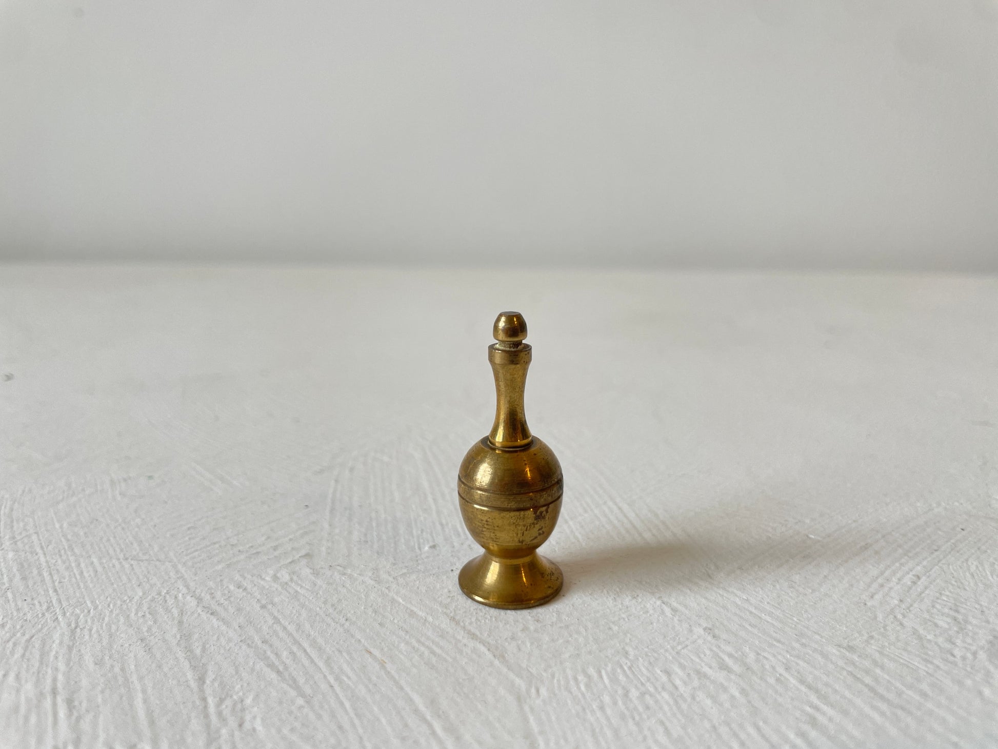 messing miniatuur vaasje