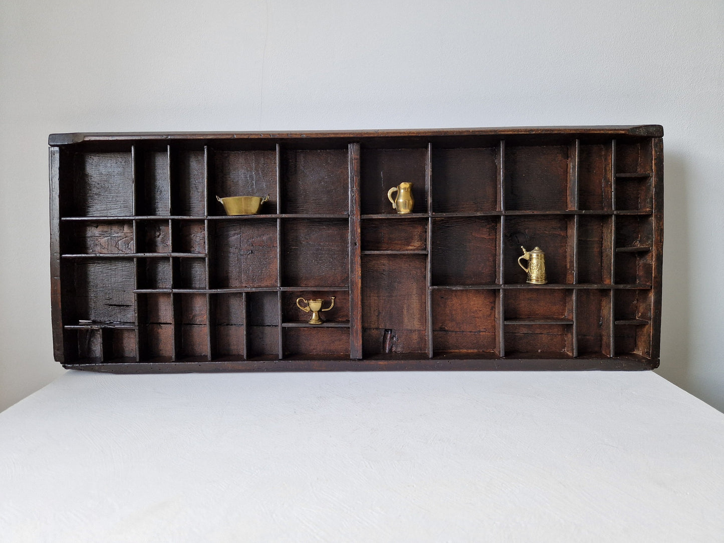 brocante letterbak hout met 40 vakken voor decoratie