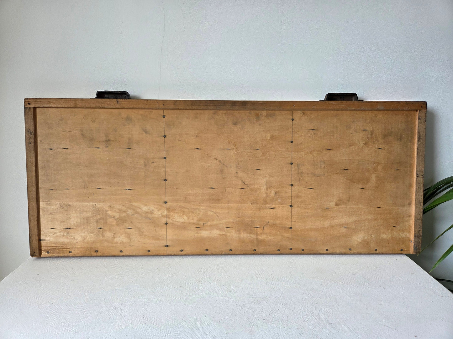 Antieke houten letterbak groot formaat wandrek