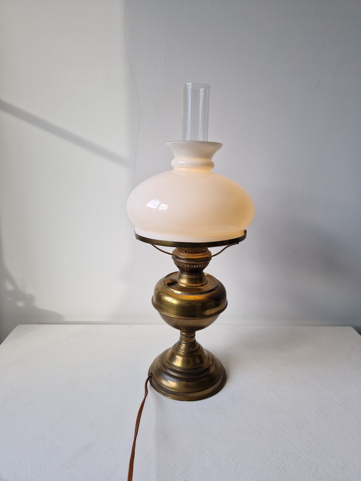webshop brocante en curiosa vintage petroleum lamp omgebouwd