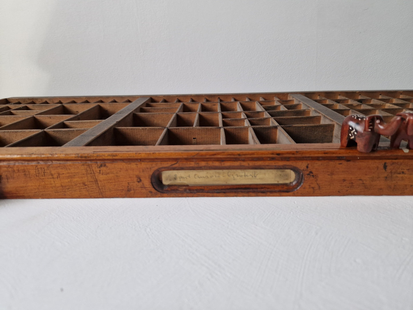 letterbak van hout vintage en brocante