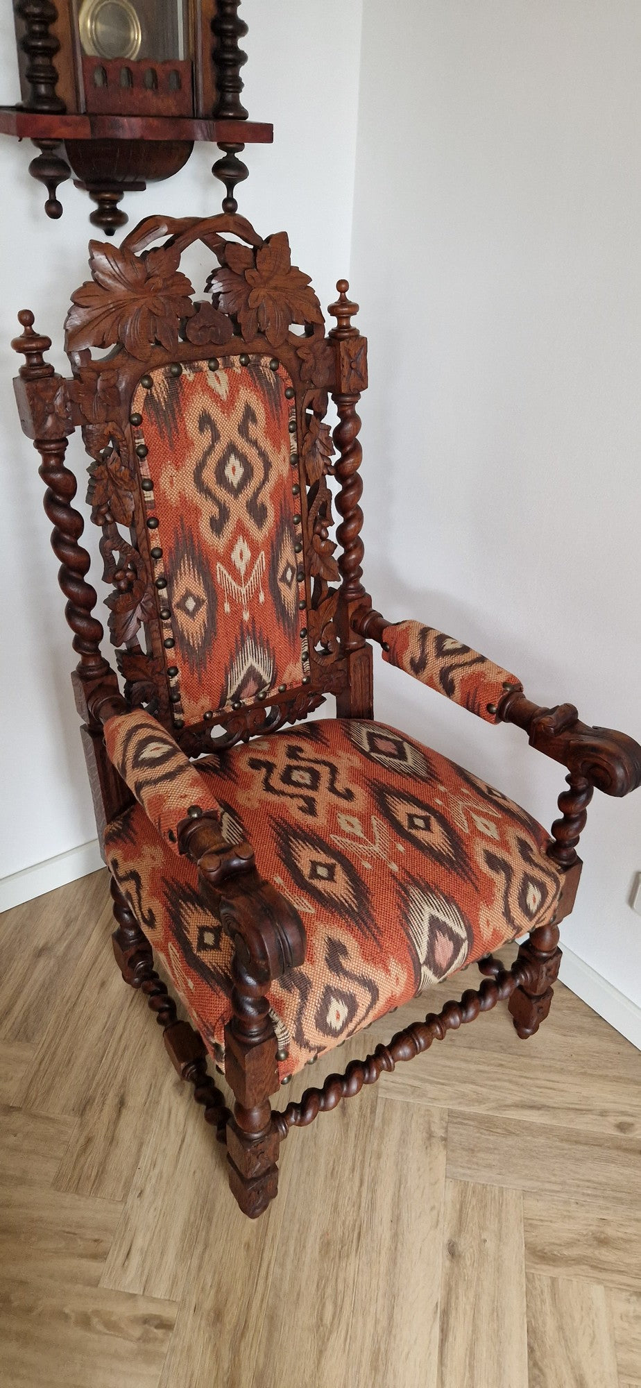 Antiek houten stoel
