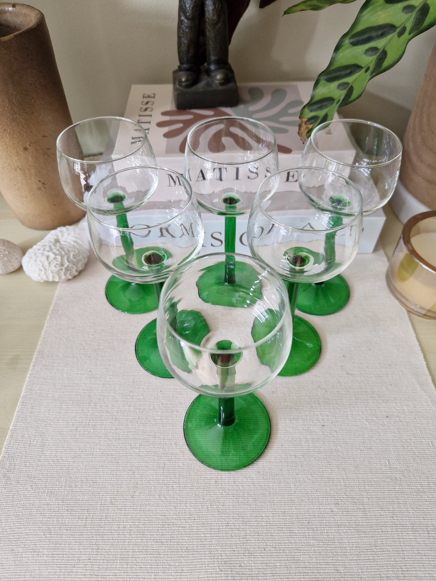 Set van 6 Vintage Franse Wijnglazen met Groene Steel