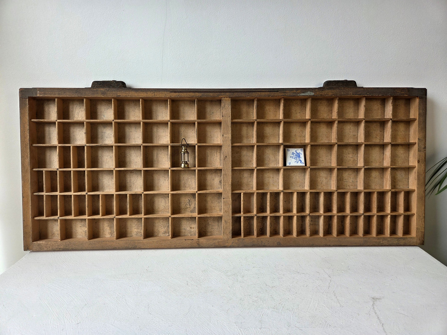 Letterbak van hout – groot model met 105 vakjes