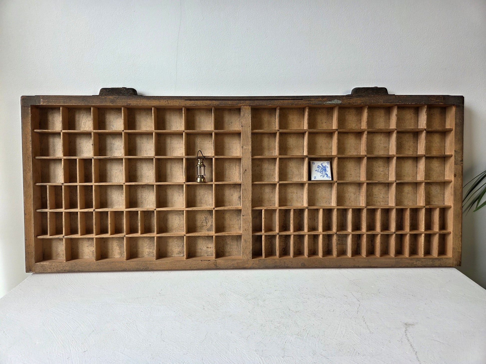 Letterbak van hout – groot model met 105 vakjes