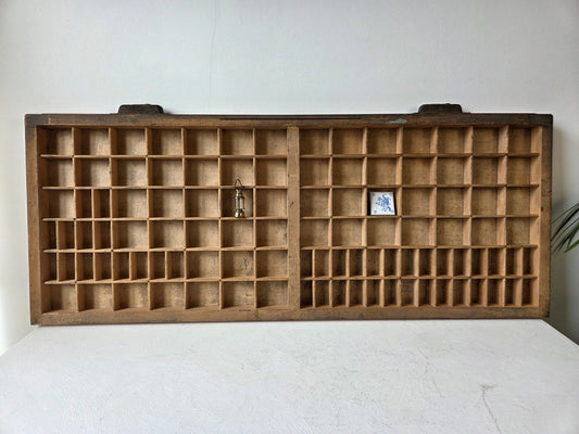 Letterbak van hout – groot model met 105 vakjes