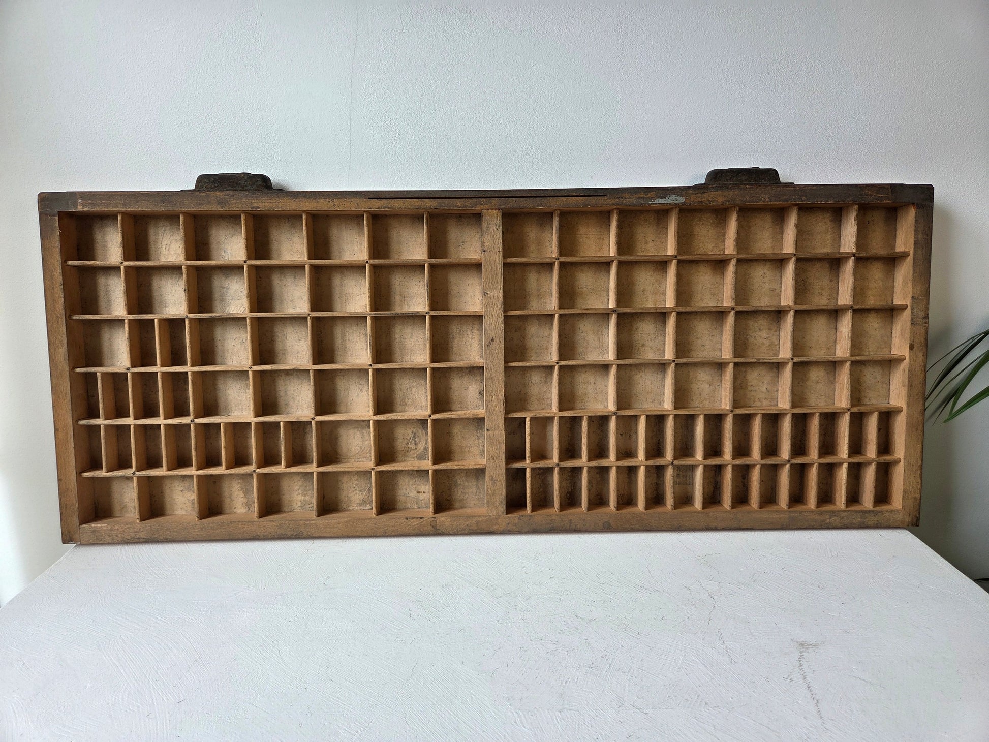 Vintage drukkerijlade – houten letterbak D’Antan collectie