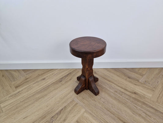 Klassiek Houten Krukje