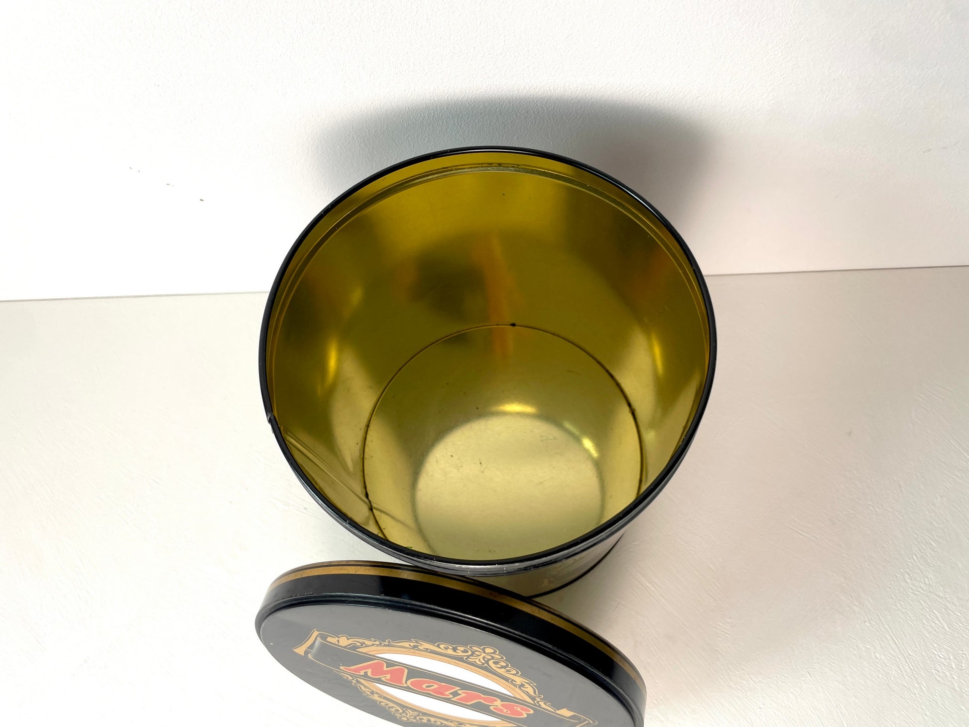 Origineel Mars blik uit de jaren 80 – rond model bij D’Antan.nl