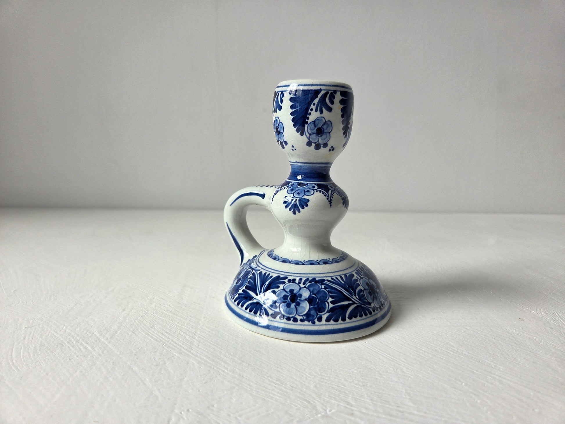 handbeschilderde Royal Delft kandelaar 1973