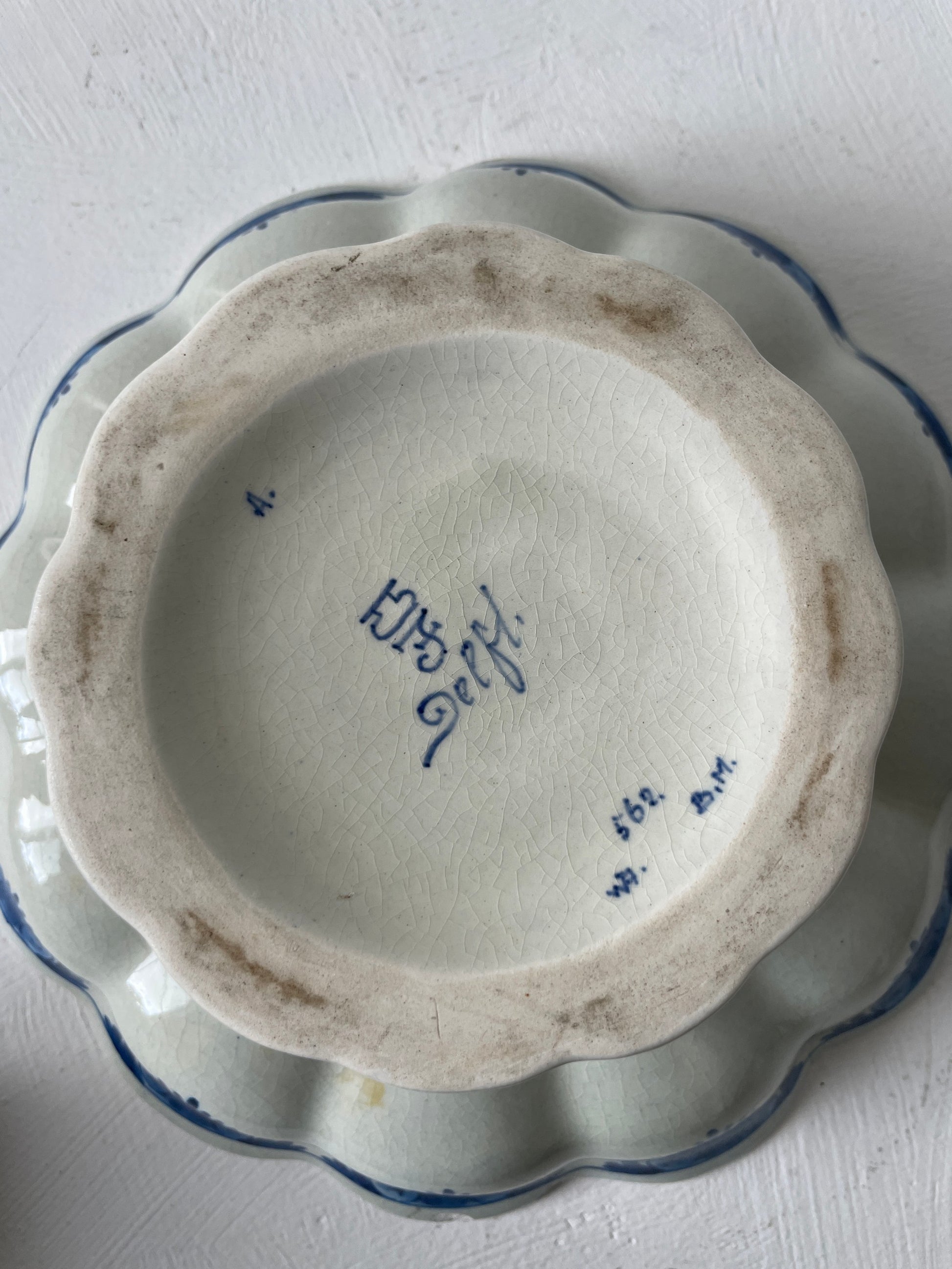 Royal Delft schaal met golvende rand – blauw-wit decor D’Antan