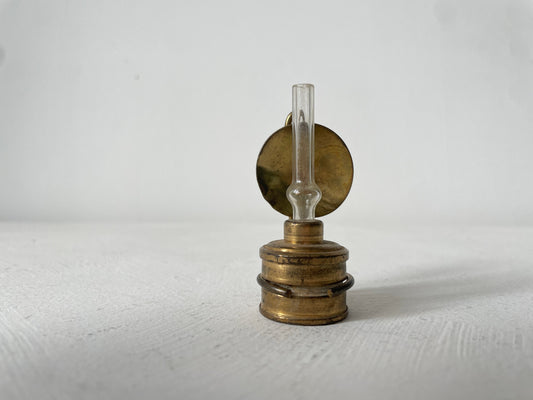 kleine messing olielamp miniatuur 6 cm