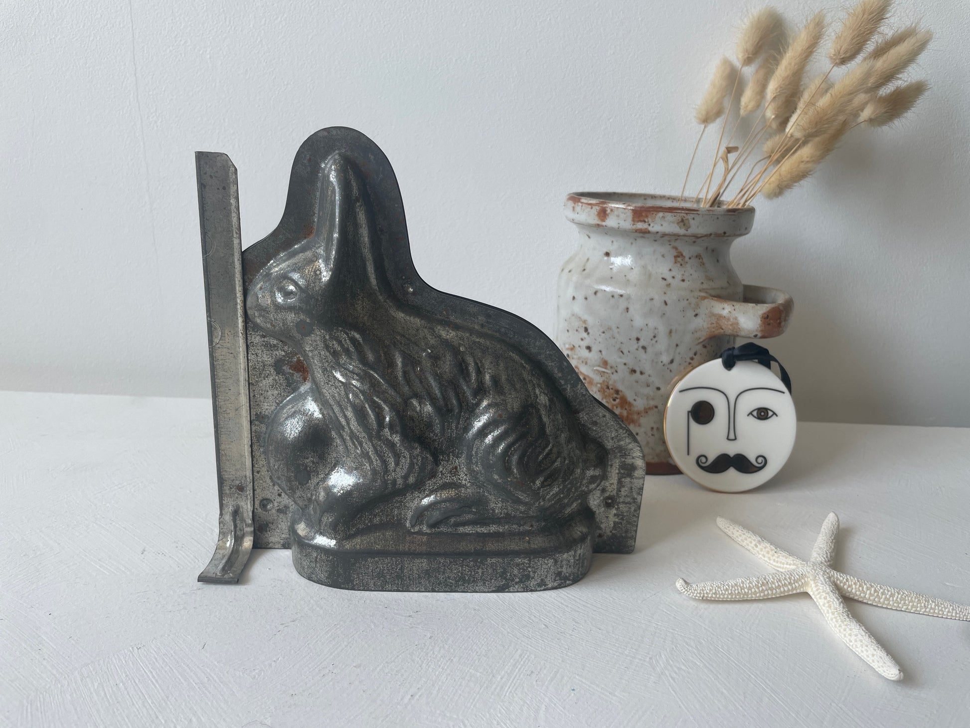 metalen antieke chocolade vorm konijn
