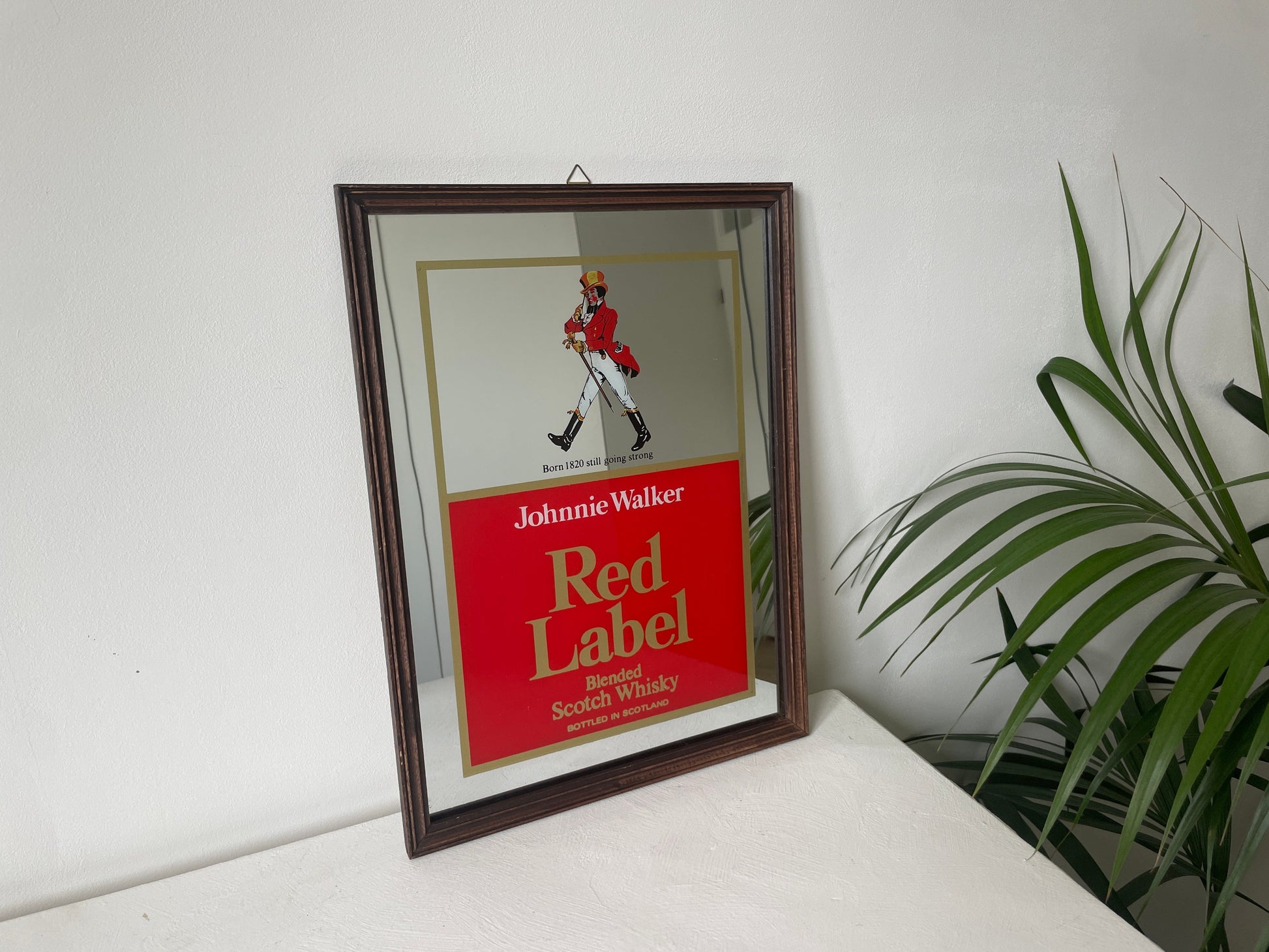 Reclamespiegel Johnnie Walker voor mancave