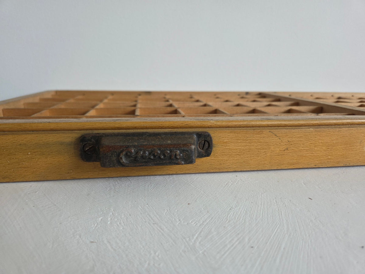 houten drukletterbak 154 vakjes beletterde bodems