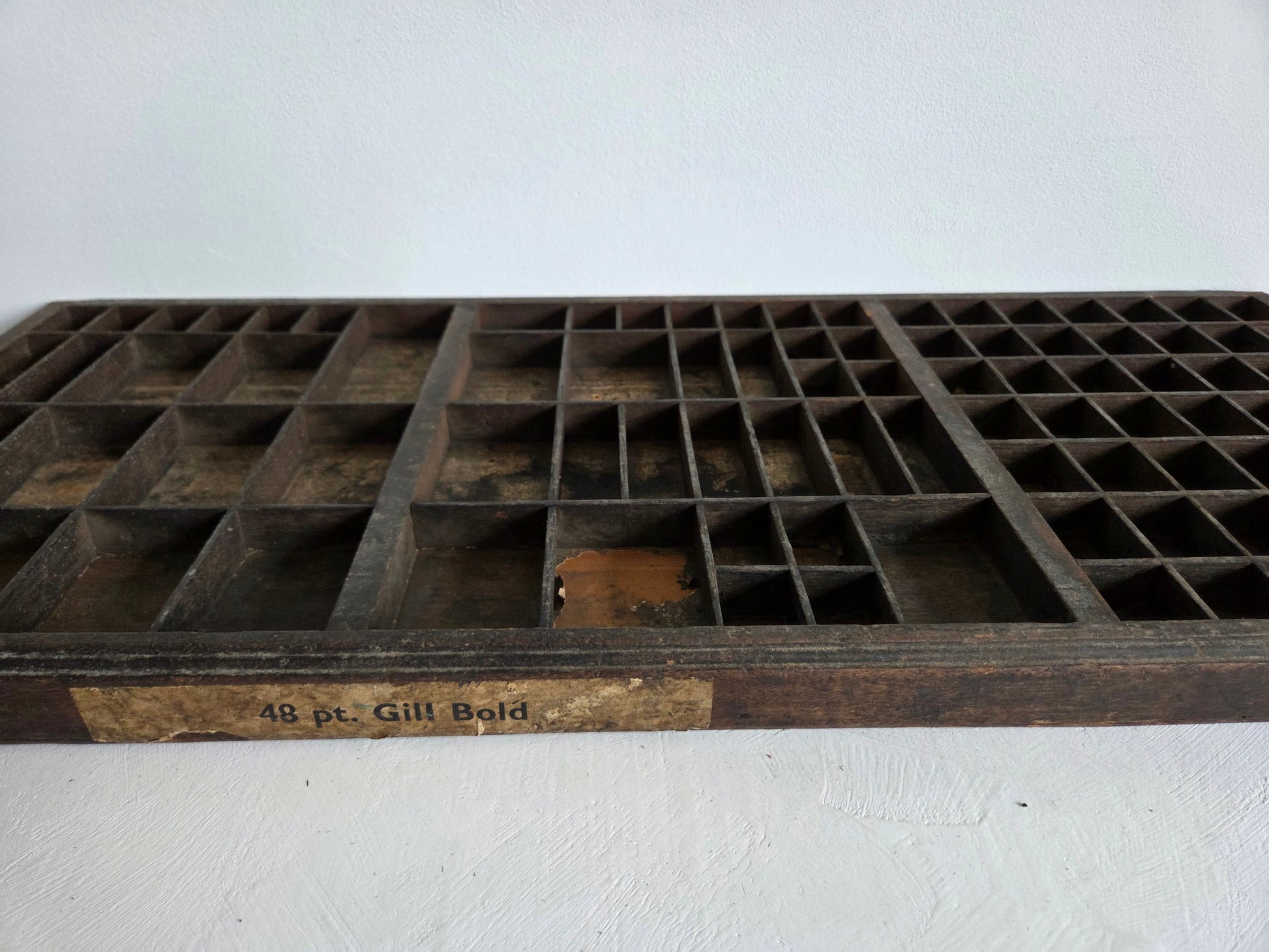 antieke letterbak hout verschillende formaten vakjes