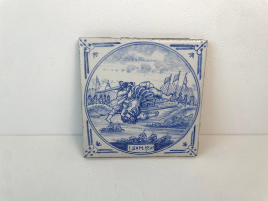 Antieke bijbeltegel met David en Goliath, 1 Samuel 17:51