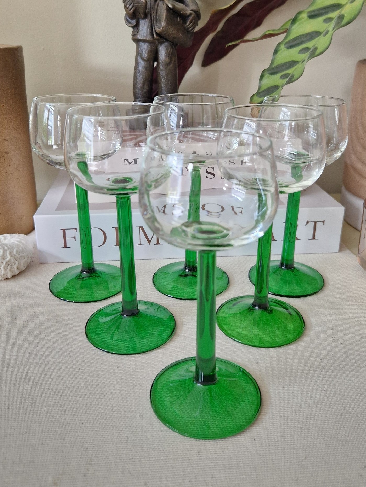 Set van 6 Vintage Franse Wijnglazen met Groene Steel