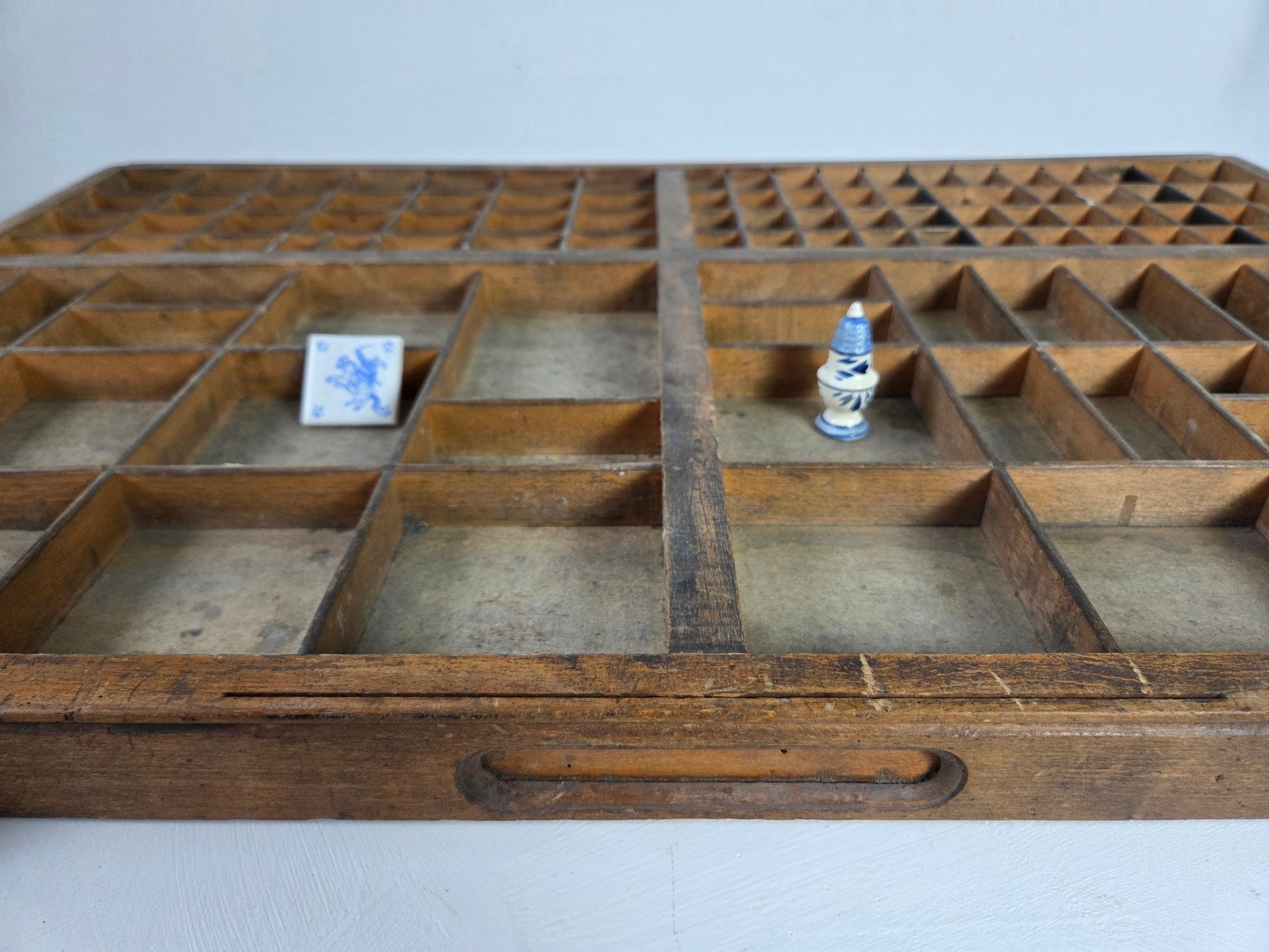 grote houten letterbak uit drukkerij