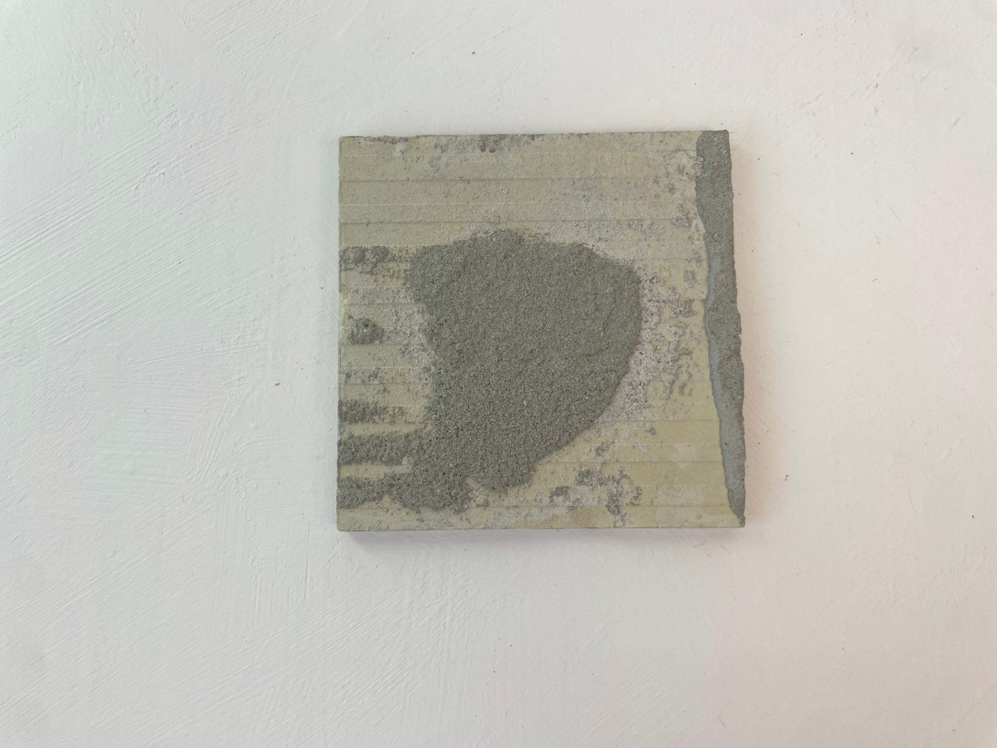 19e-eeuws tegeltje met gebruikssporen