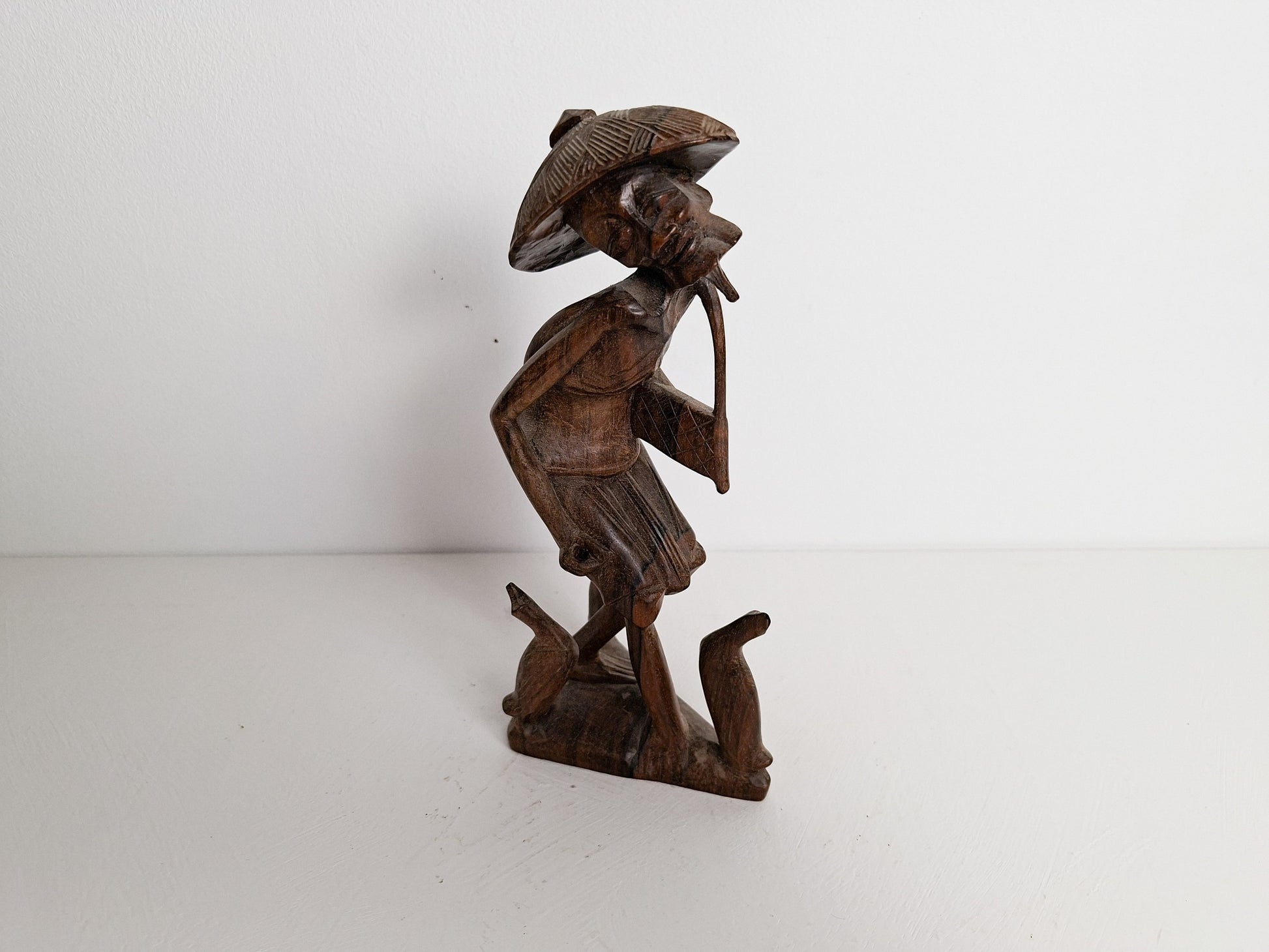 vintage houten beeldje uit indonesië