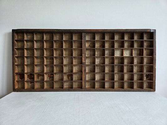 antieke houten letterbak 98 vakken bladderend hout vintage