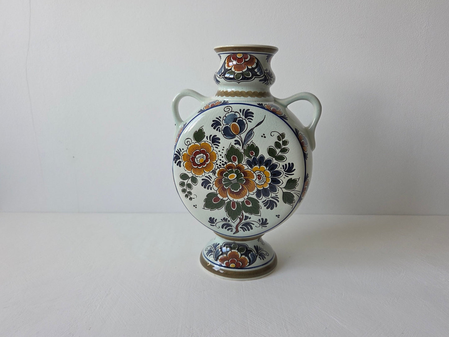 flora gouderak vaas met bloemdecor