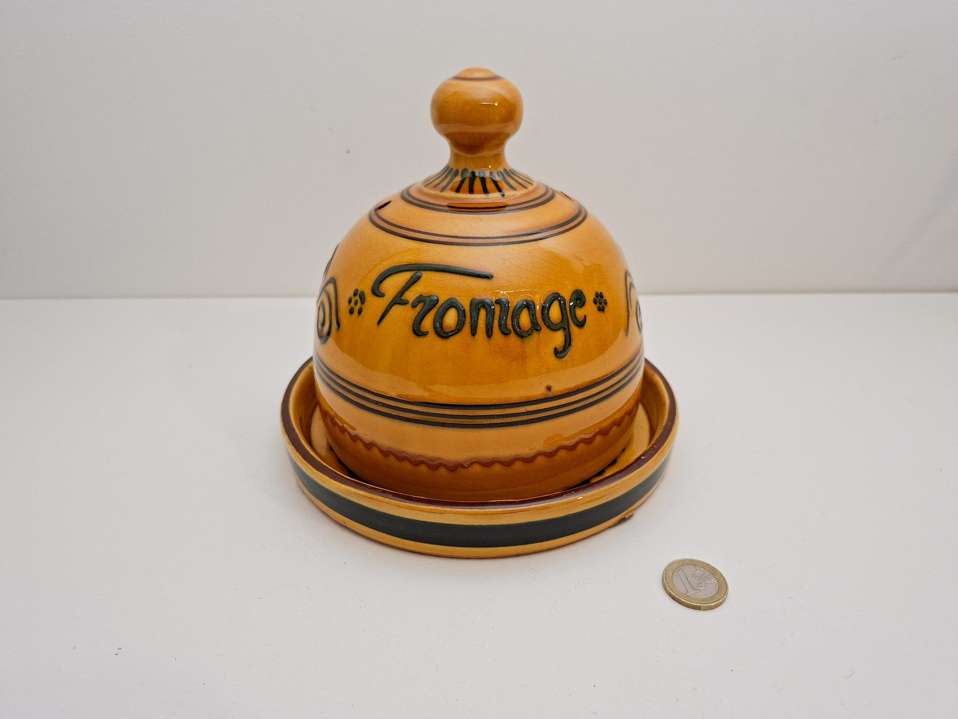 brocante Franse kaasschaal met deksel