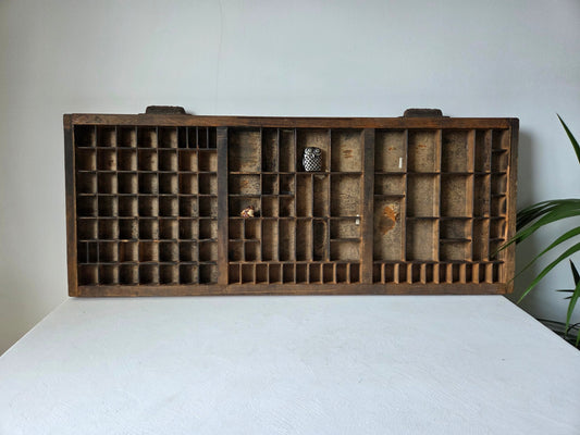 Brocante letterbak hout 106 vakken wanddecoratie