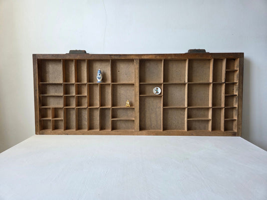 letterbak hout donker intensief gebruikt uiteenlopende maten