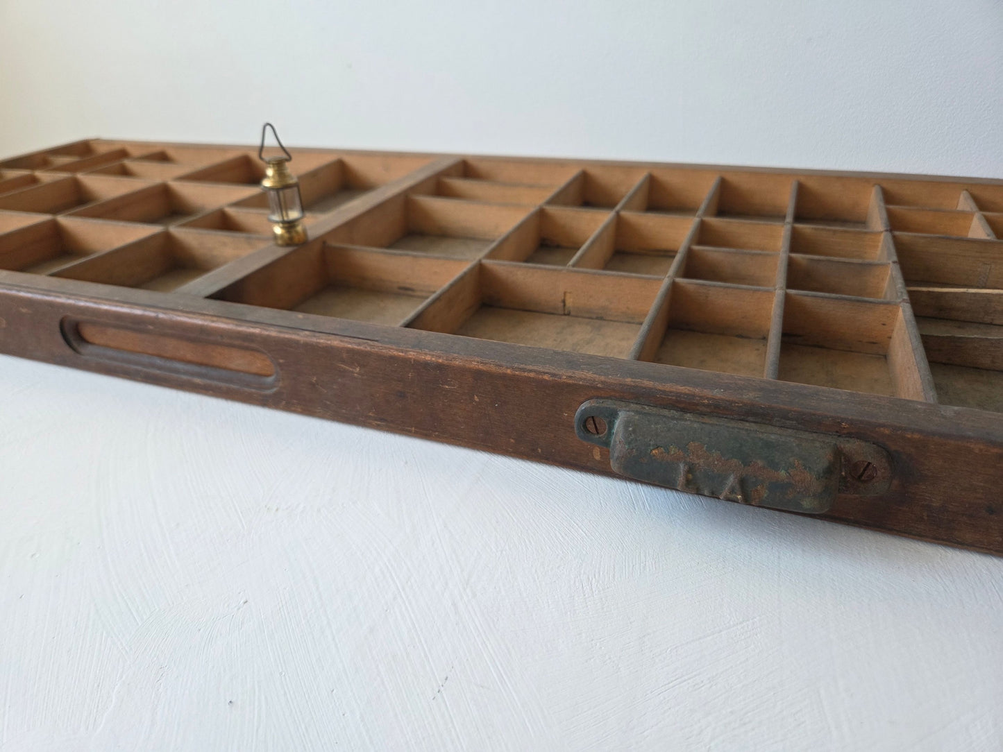 drukkerij letterbak inclusief schroeven en haakjes